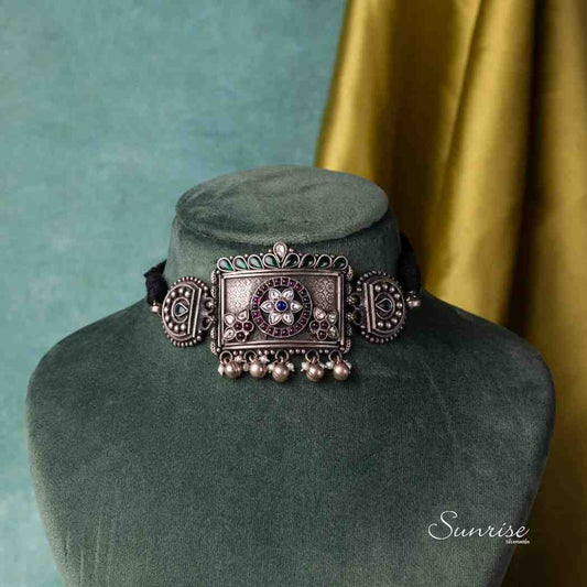 SHRISHTI CHOKER