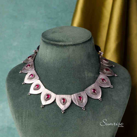 AAYUSHA NECKLACE SET