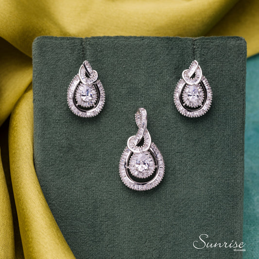 FANCY TEAR  DROP PENDANT SET