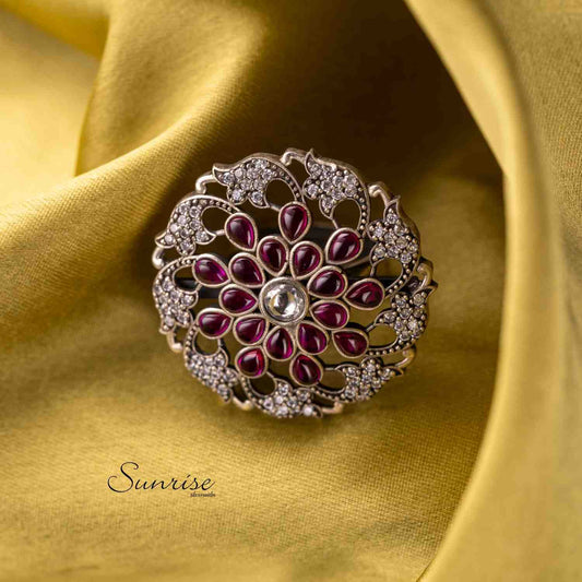 KUSUM FINGER RING