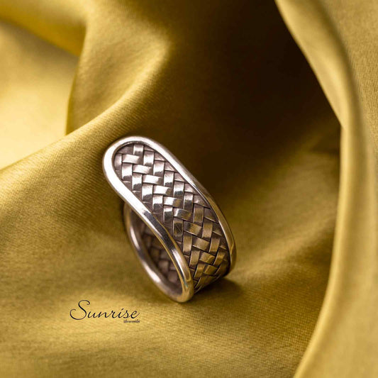 CHATAI FINGER RING