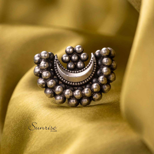 CHANDRAMUKHI FINGER RING