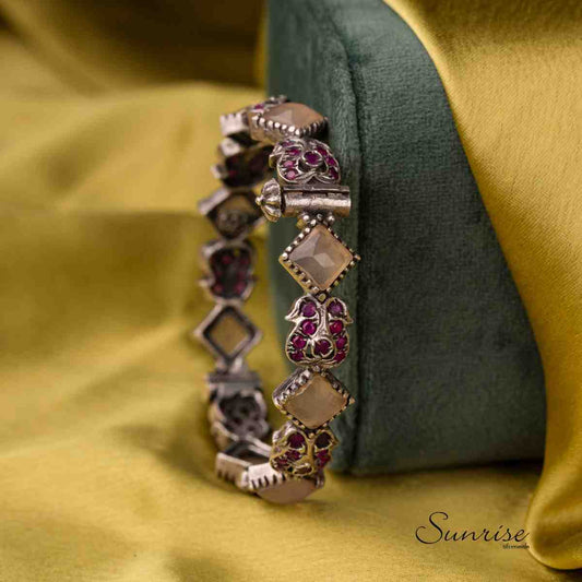 ETHNIC SILVER KADA