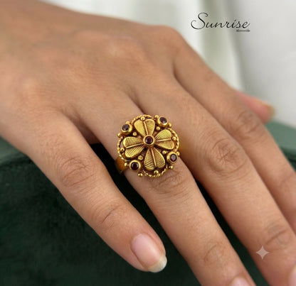TRADITIONAL FINGER RING