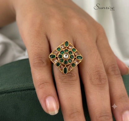 FUSION GREEN STONE FINGER RING