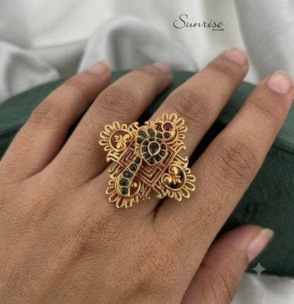 FUSION PEACOCK  FINGER RING
