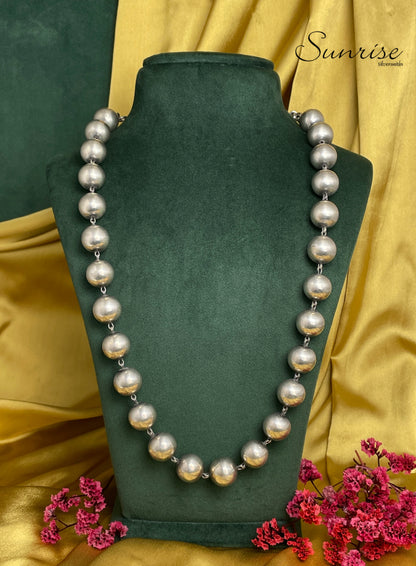 PLAIN GUNDU NECKCHAIN