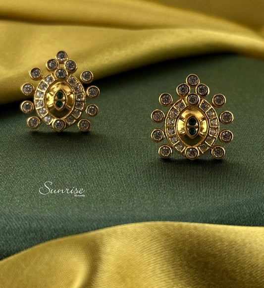 GOLD POLISH FANCY STUD