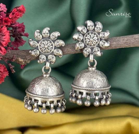 TRADITIONAL OXI JHUMKA