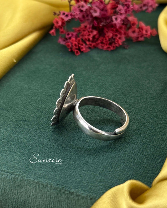 ANTIQUE OXIDISED RING
