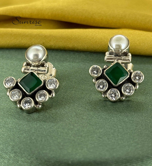 GREEN STONE EARRINGS