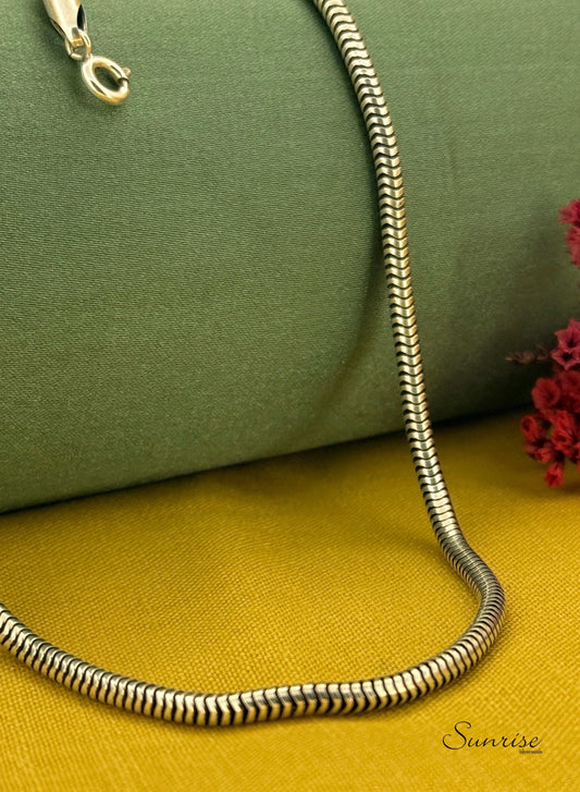SNAKE  CHAIN