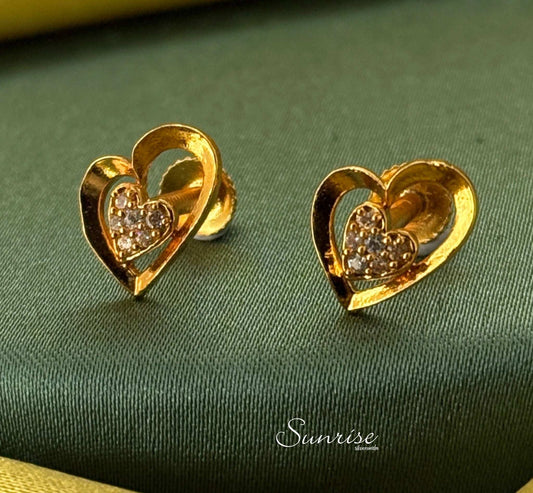 FANCY HEART GP STUDS