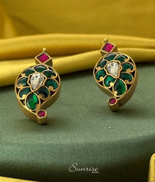 GREEN KUNDAN MANGO STUDS