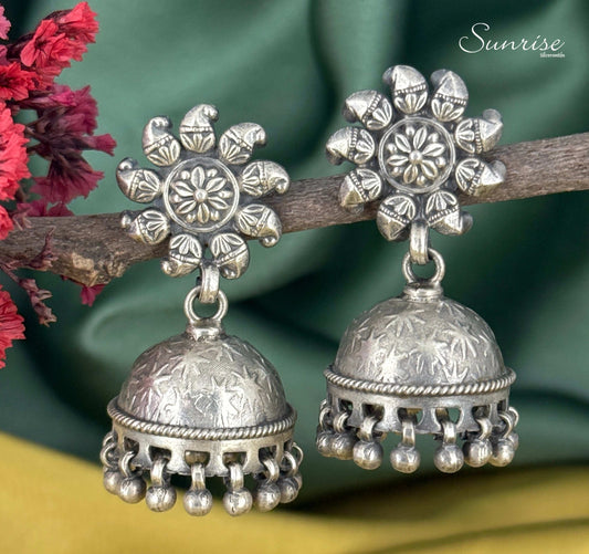 TRADITIONAL OXI JHUMKA