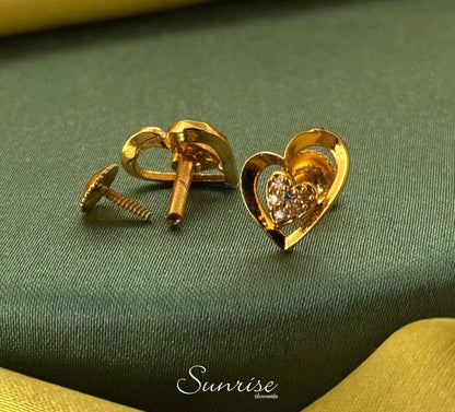 FANCY HEART GP STUDS