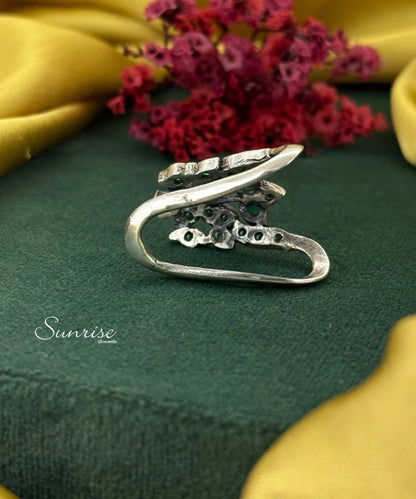 ANTIQUE GREEN VANKI RING