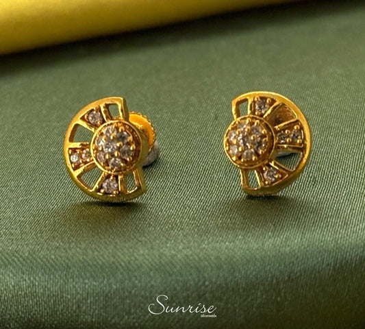 TRENDY STUDS