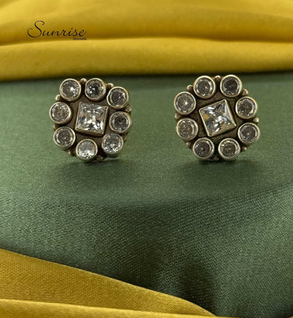 NINE STONE STUDS