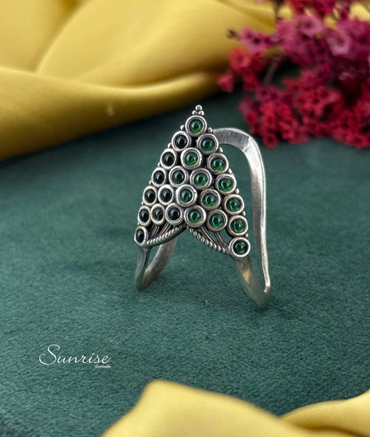 TRADITIONAL VANKI RING