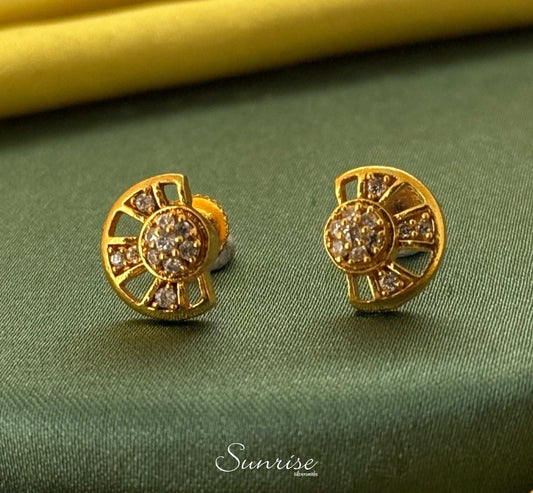 TRENDY STUDS