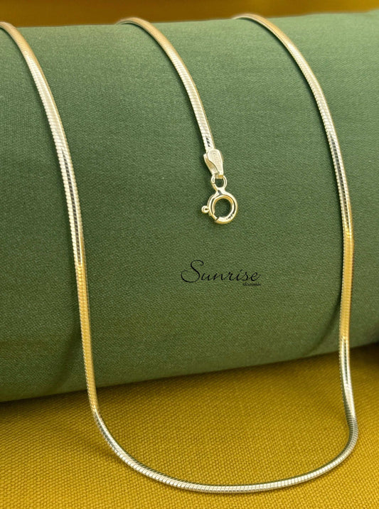 SILVER FLAT CHAIN