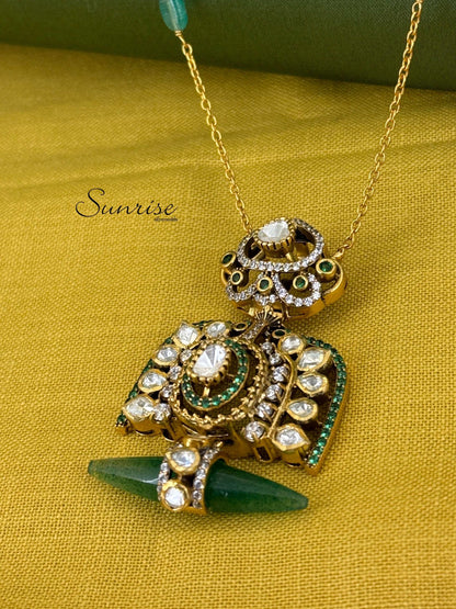 VICTORIAN TRENDY PENDANTS SET