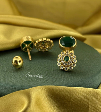 GREEN STONE GP  EARRINGS