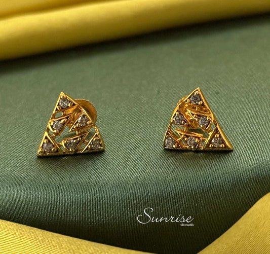 TRIANGLE GP STUDS
