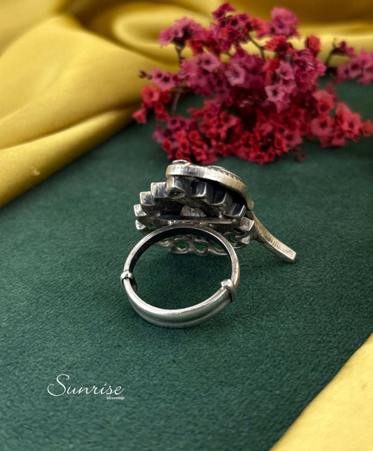 PEACOCK VANKI RING