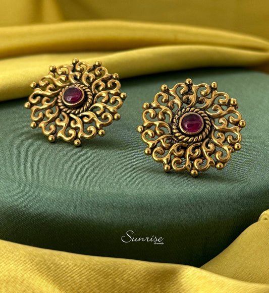 ANTIQUE STUDS