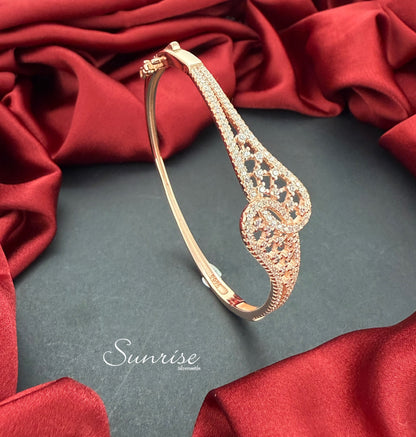 FANCY ROSE GOLD KADA