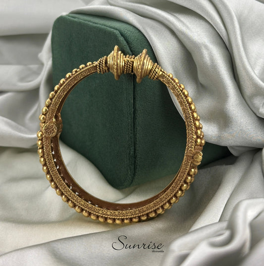 VINTAGE KADA