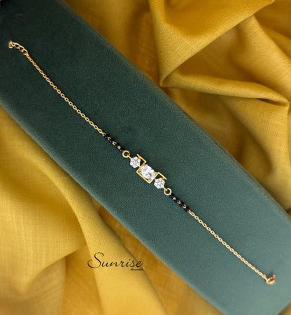 BLACK BEAD  BRACELET