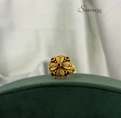 TRADITIONAL FINGER RING
