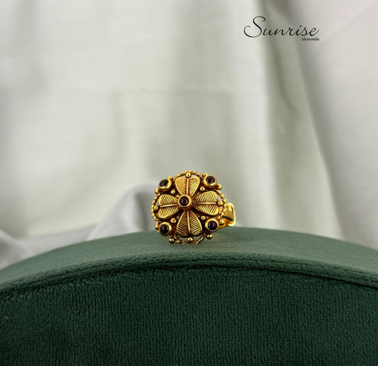 TRADITIONAL FINGER RING