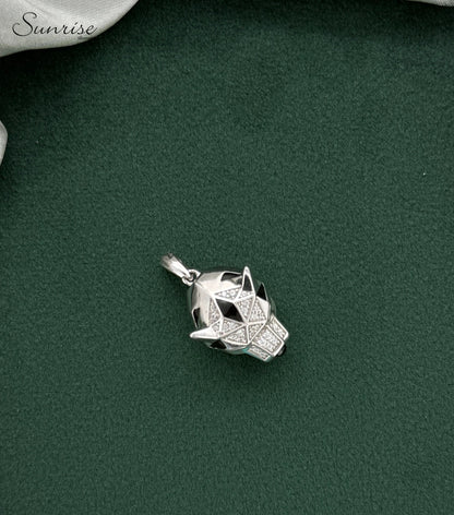 SILVER PANTHER HEAD PENDANT
