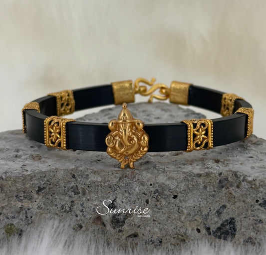 GANESHA GP BLACK BELT KADA