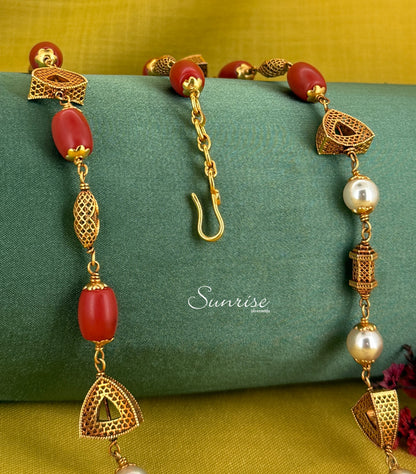 CORAL NECKCHAIN