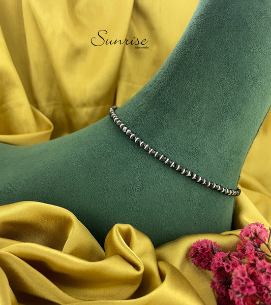 PLAIN NAZARIA ANKLET