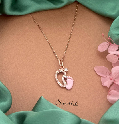 TWIN FOOTPRINT PENDANT NECKLACE