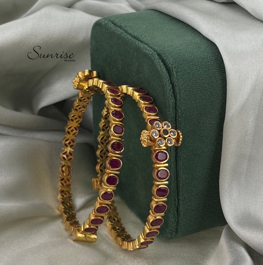 KEMP BANGLES