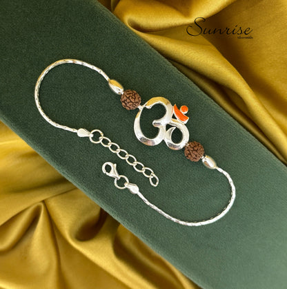 OM RAKHI
