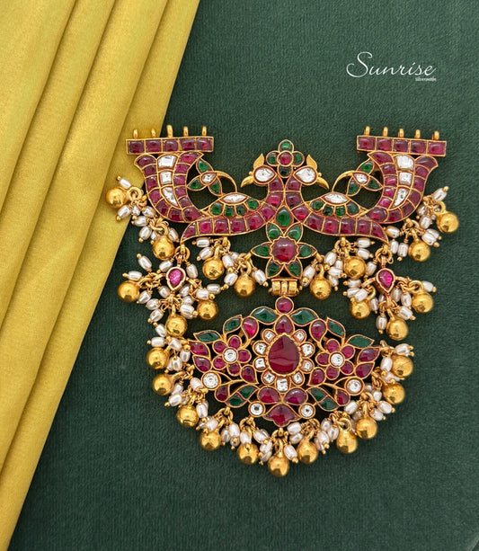 KUNDAN MAKRI PENDANT
