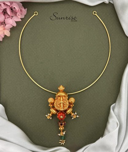 NAGARU LAKSHMI PENDANT