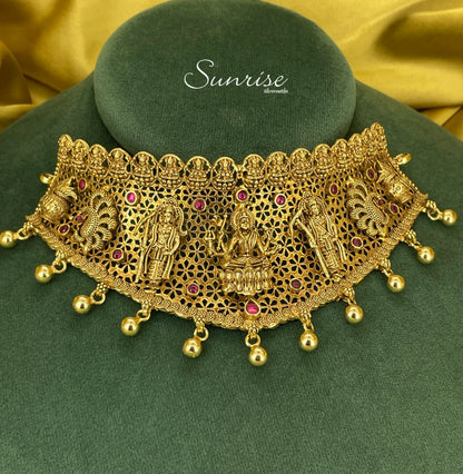 NAKAS LAKSHMI CHOKER