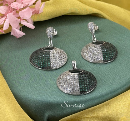 FANCY PENDANT SET