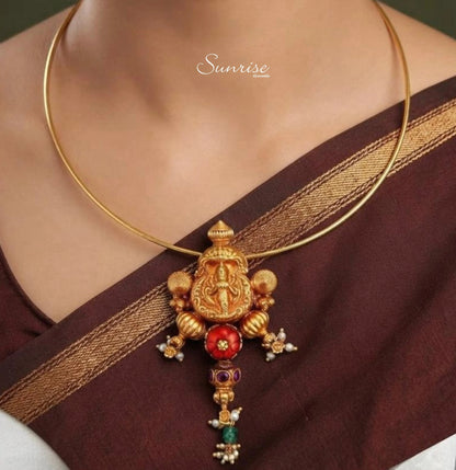 NAGARU LAKSHMI PENDANT