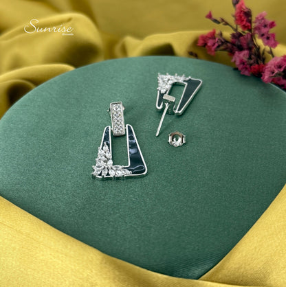 BLACK ENAMEL PENDANT SET