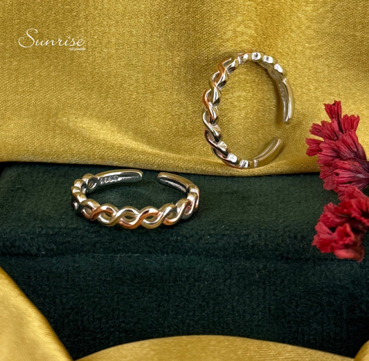 TWO TONE TOE RINGS